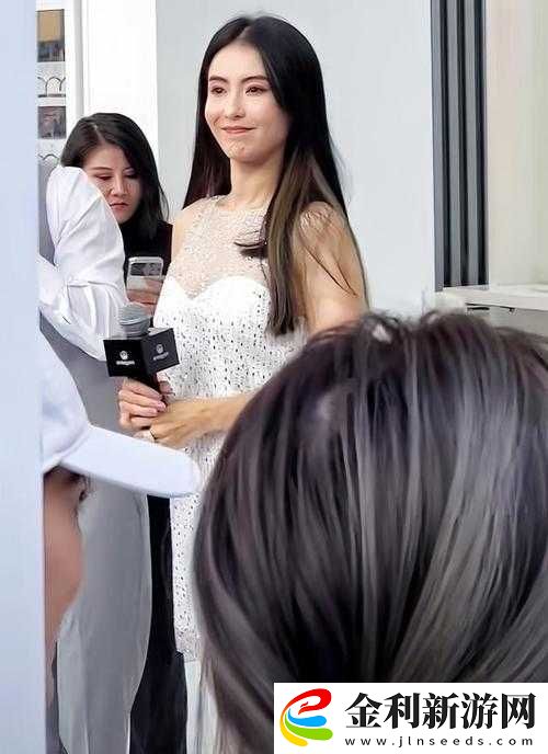 張柏芝現身浙江杭州錄制readyforlove