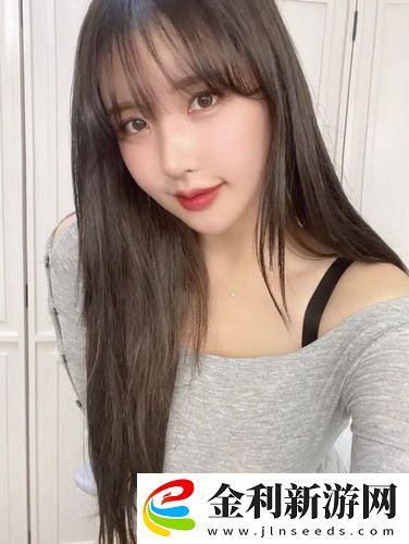 14歲初中女生光溜溜上學(xué)嗎，青春無敵的校園時尚大冒險！