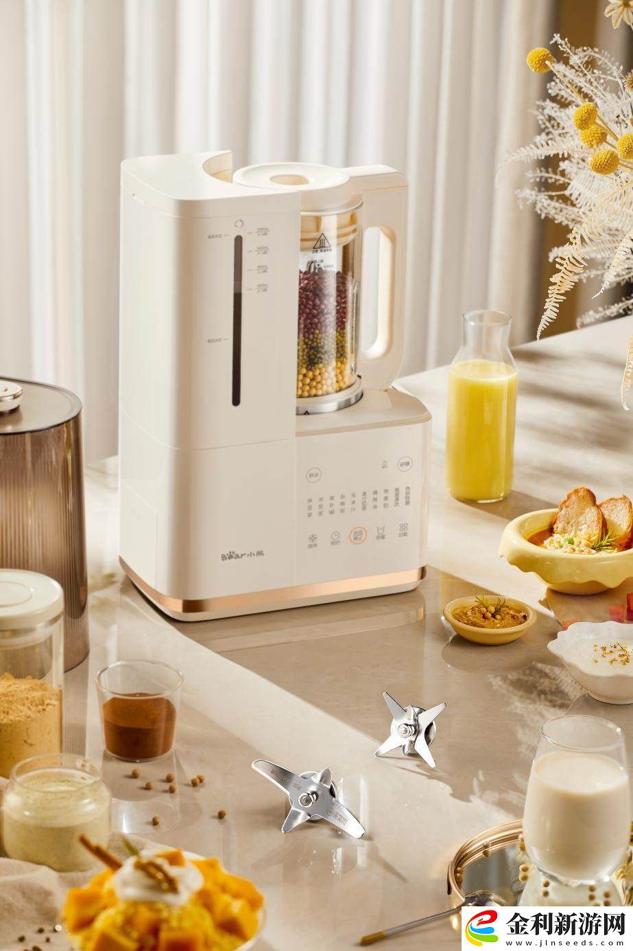 小熊電器早安破壁機AWE2025展