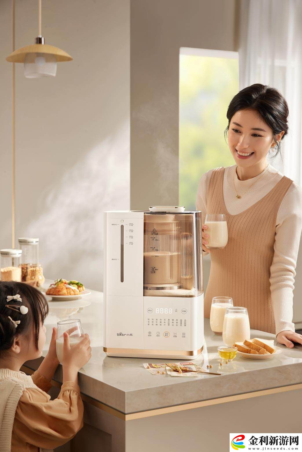 小熊電器早安破壁機AWE2025展