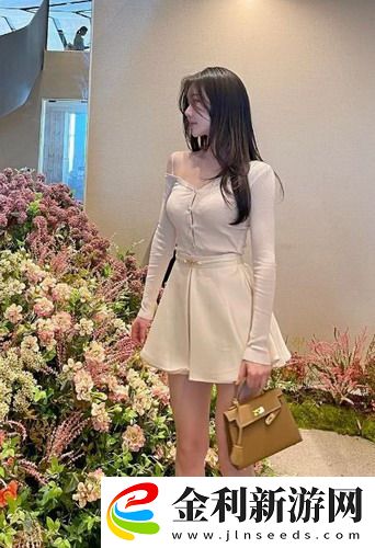 后**繡感5：年輕人都在追捧的情感紐帶，網友直呼：意外的溫暖與感動！