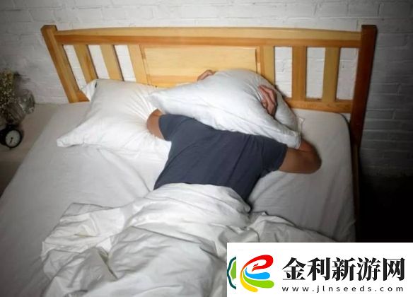 約8%的人經歷過鬼壓床快速轉動眼球、眨眼可緩解！