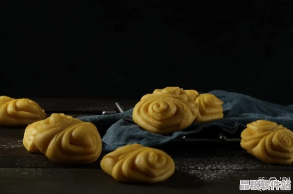 一雙雪白豐盈的面點(diǎn)