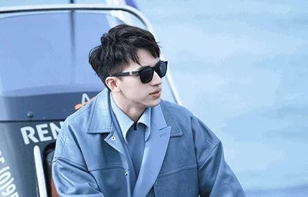 肖戰(zhàn)感情狀態(tài)揭秘