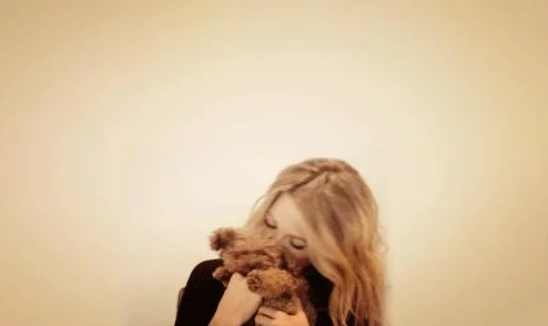 如何正規獲取正能量資訊